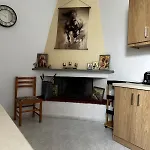 εξοχική μονοκατοικία με αυλή και εξωτερική αποθήκη-country House With Yard And External Warehouse * Dhermatianika