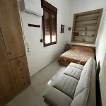 Apartament εξοχική μονοκατοικία με αυλή και εξωτερική αποθήκη-country House With Yard And External Warehouse