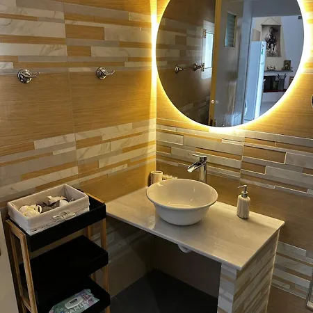 Εξοχική Μονοκατοικία με αυλή και εξωτερική αποθήκη-Country house with yard&external warehouse Appartement Dhermatianika