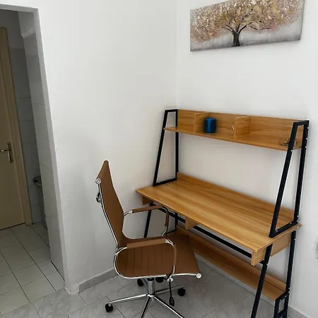 Εξοχική Μονοκατοικία με αυλή και εξωτερική αποθήκη-Country house with yard&external warehouse Appartement 4*