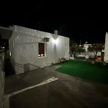 εξοχική μονοκατοικία με αυλή και εξωτερική αποθήκη-country House With Yard And External Warehouse Apartment *