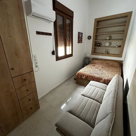 Apartment εξοχική μονοκατοικία με αυλή και εξωτερική αποθήκη-country House With Yard And External Warehouse