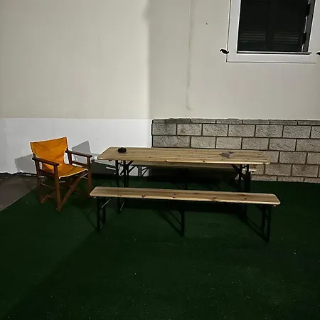 Εξοχική Μονοκατοικία με αυλή και εξωτερική αποθήκη-Country house with yard&external warehouse شقة 4*