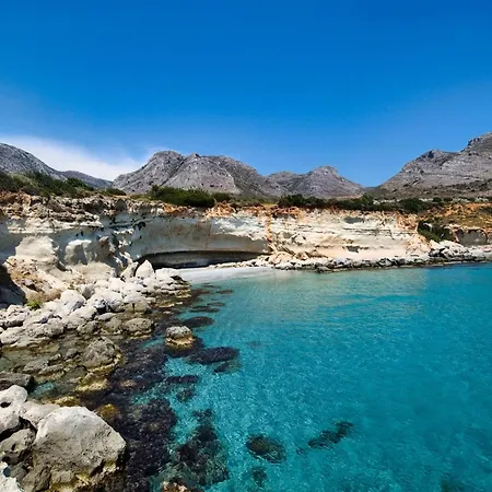 Εξοχική Μονοκατοικία με αυλή και εξωτερική αποθήκη-Country house with yard&external warehouse Appartement Dhermatianika