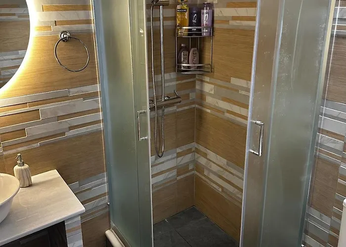 εξοχική μονοκατοικία με αυλή και εξωτερική αποθήκη-country House With Yard And External Warehouse דירה *