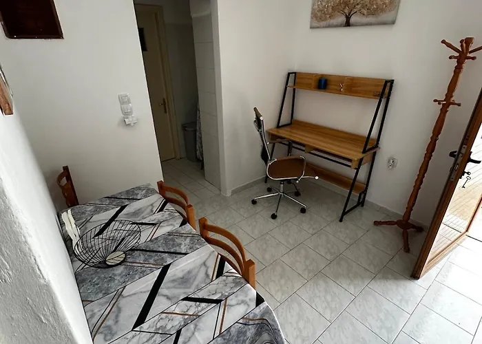 εξοχική μονοκατοικία με αυλή και εξωτερική αποθήκη-country House With Yard And External Warehouse * Dhermatianika