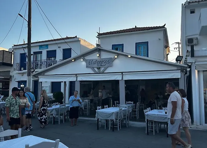 εξοχική μονοκατοικία με αυλή και εξωτερική αποθήκη-country House With Yard And External Warehouse דירה *