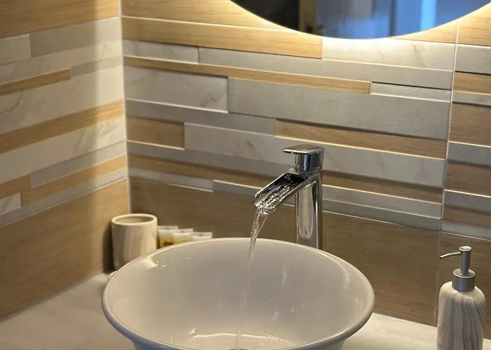 εξοχική μονοκατοικία με αυλή και εξωτερική αποθήκη-country House With Yard And External Warehouse