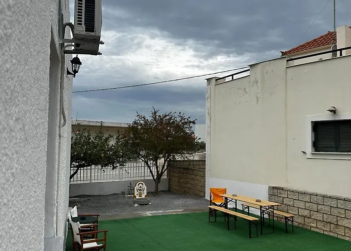 εξοχική μονοκατοικία με αυλή και εξωτερική αποθήκη-country House With Yard And External Warehouse דירה Dhermatianika